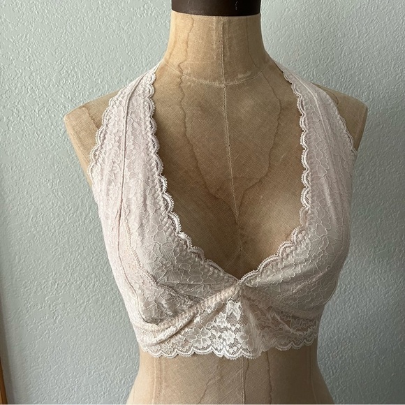 Set of 3 sz M L BRALETTE GAP DKNY Gilly Hicks Racerback Lace Gray Black Beige - Picture 4 of 9